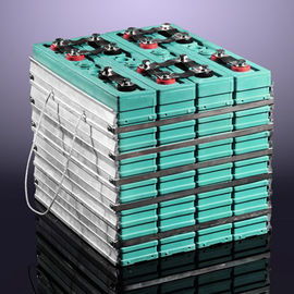 再充電可能な24v 400Ah Lifepo4のリチウム イオン電池は太陽系のために詰まります